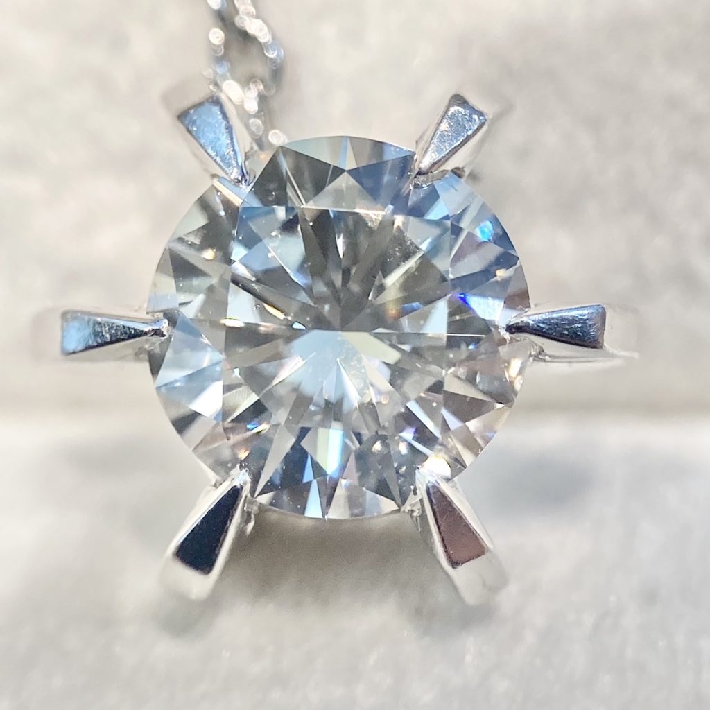 Pt900 1.32ct ダイヤモンドネックレストップ 貴金属 ジュエリーの買取 