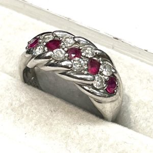 Pt900 ルビー・メレダイヤモンド付き プラチナリング