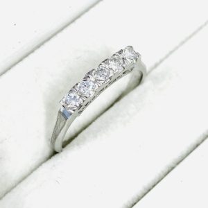 Pt900　メレダイヤモンド付きリング