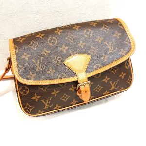 LOUIS VUITTON ルイヴィトン モノグラム ソローニュ ショルダーバッグ