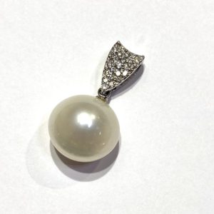Pt900(プラチナ900) パール メレダイヤ トップ