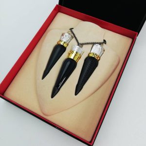 クリスチャン ルブタン  トリオコフレ