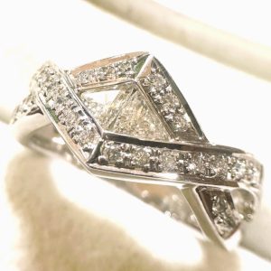 Pt900(プラチナ900) ダイヤモンドリング