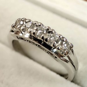 Pt900 プラチナ ダイヤリング