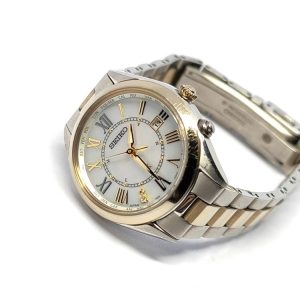 SEIKO セイコー 5スポーツ 腕時計 自動巻き 裏蓋 スケルトン 金色 海外