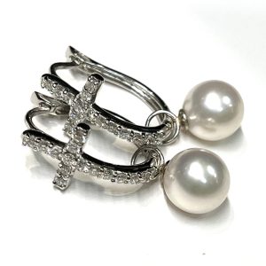 Pt900 プラチナ パール＆メレダイヤモンド イヤリング