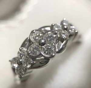 Pt900(プラチナ900) メレダイヤモンド0.65ct リング
