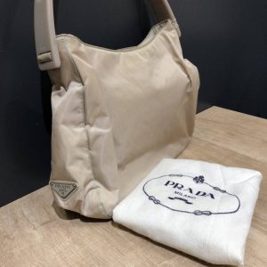 PRADA プラダ ナイロン プラハンドル セミショルダー バッグ