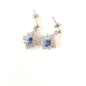 Pt900 サファイア メレダイヤ付き ピアス