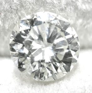 ダイヤモンド 1.07ct ラウンドブリリアントカット