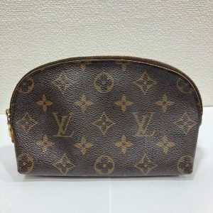 ヴィトンポーチ