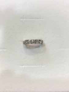 ダイヤ付きリング