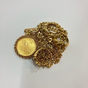 金アクセサリー