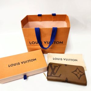 LOUIS VUITTON ルイヴィトン ジッピーウォレット モノグラムジャイアント  長財布｜北群馬郡吉岡町