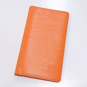 Louis Vuitton ルイ・ヴィトン エピ 手帳