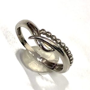 Pt900 デザインリング