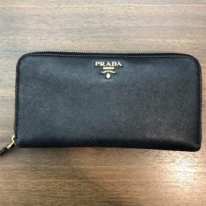 PRADA ラウンドファスナー 長財布