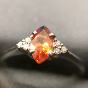 pt850 オレンジサファイア付きリング