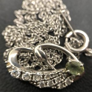 pt900ダイヤモンド付きネックレス