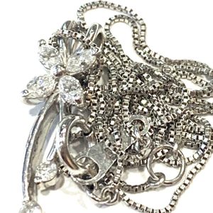 K18WG ネックレス メレダイヤモンド 0.2ct