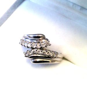 Pt900 メレダイヤリング