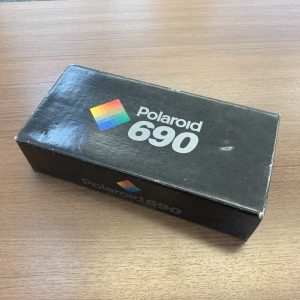 Polaroid 690