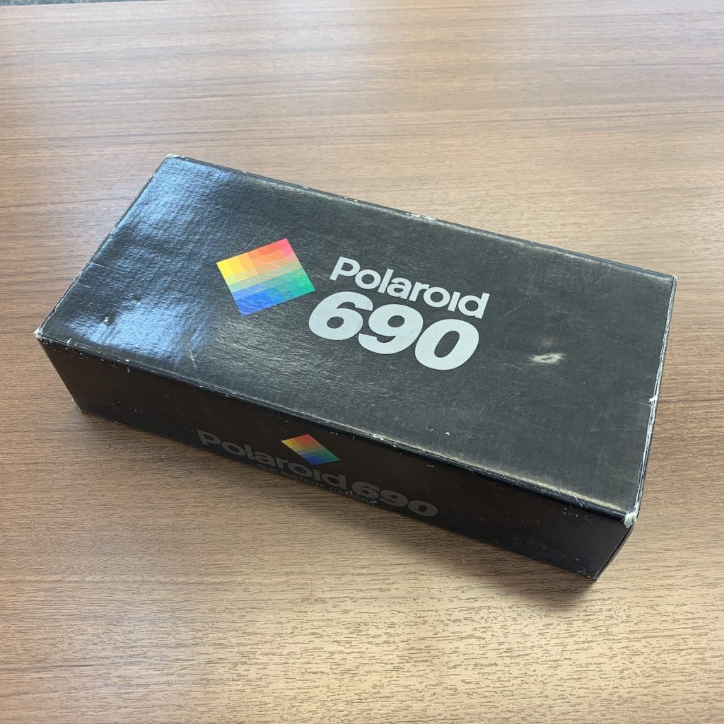 Polaroid 690