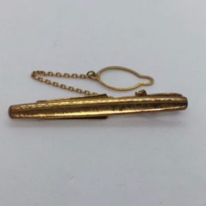 K18ネクタイピン