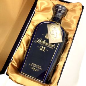 バランタイン21年 青陶器ボトル