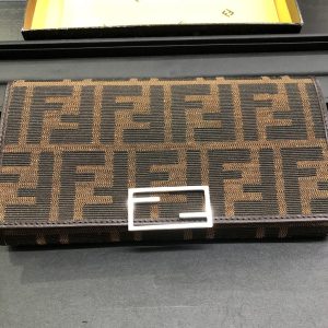 FENDI フェンディ 長財布