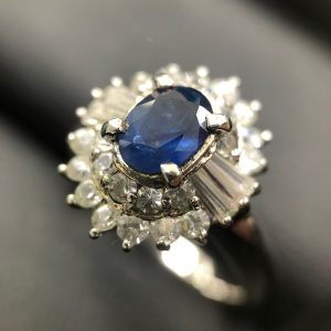 pt850サファイア付きリング