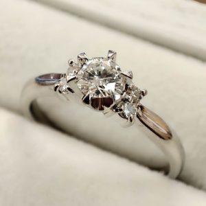 Pt900 ダイヤリング