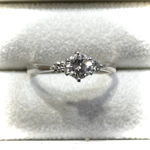 Pt900 (プラチナ900) ダイヤ リング