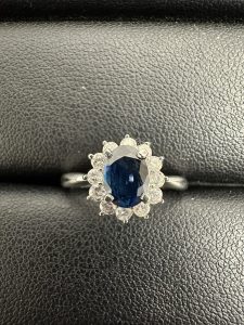 Pt900 サファイア リング