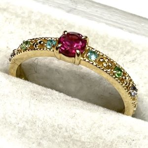 K18 18金 カラーサファイア付き リング