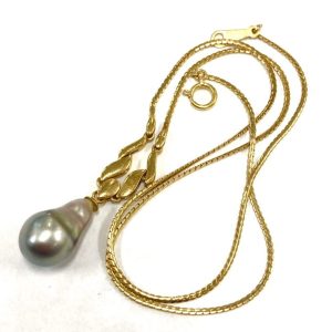 K18　18金　バロックパール　ネックレス