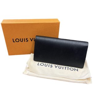 LOUIS VUITTON ルイヴィトン ポルトフォイユプラザ