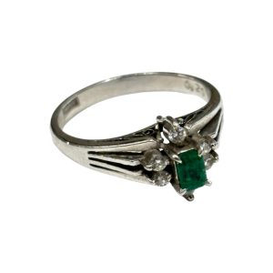 Pt900 エメラルド・メレダイヤ リング