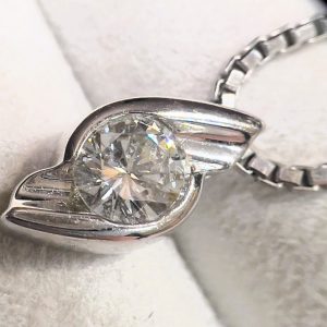 Pt900 プラチナ ダイヤモンド ネックレス