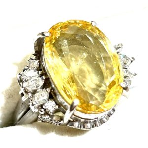 Pt900 プラチナ イエローサファイア メレダイヤ リング