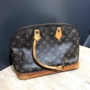 Louis Vuitton ルイ・ヴィトン モノグラム アルマ