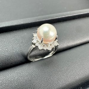 Pt900 リング パール、メレダイヤ付き