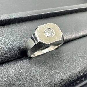 Pt900 リング ダイヤ付き