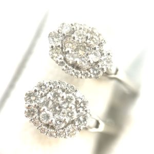 Pt900 プラチナ900 イヤリング メレダイヤ付き