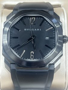 ブルガリ オクト ウルトラネロ