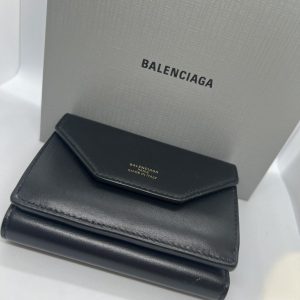 BALENCIAGA グラフィティ ラウンドファスナー財布 510477の買取実績 ...