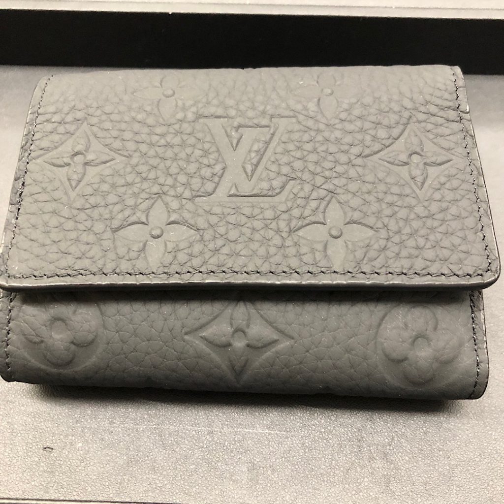 LOUIS VUITTON ルイヴィトン 二つ折り財布