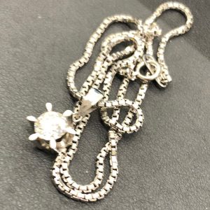 pt850ダイヤモンド付きネックレス