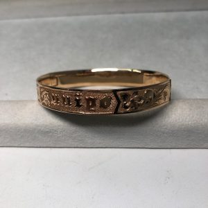 ハワイアンジュエリーバングル 35000円でお買取させていただきました。