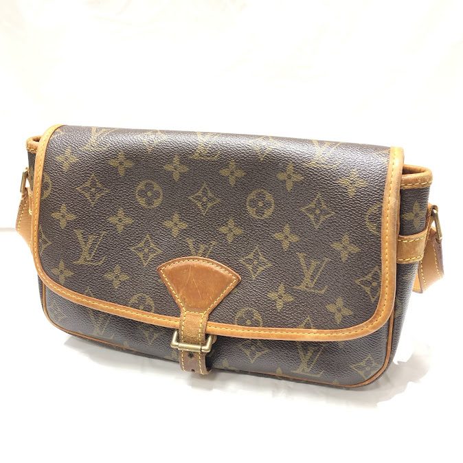 Louis Vuitton ルイヴィトン モノグラム ソローニュ